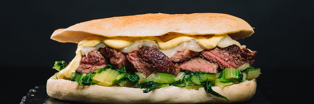 T-Bone Et Sandviç (Hafif Öğle Yemeği) Tarifi