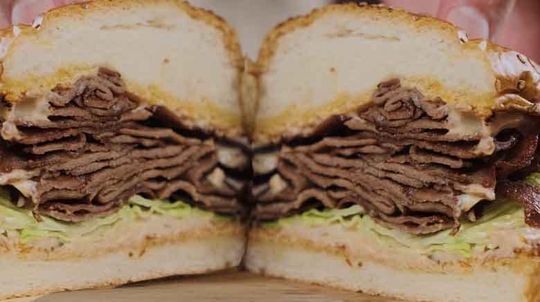 Döner Burger Tarifi, İki Lezzetin Efsane Buluşması