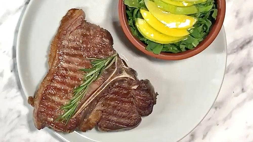 Dana T-Bone Steak Pişirme ve Mühürleme Rehberi