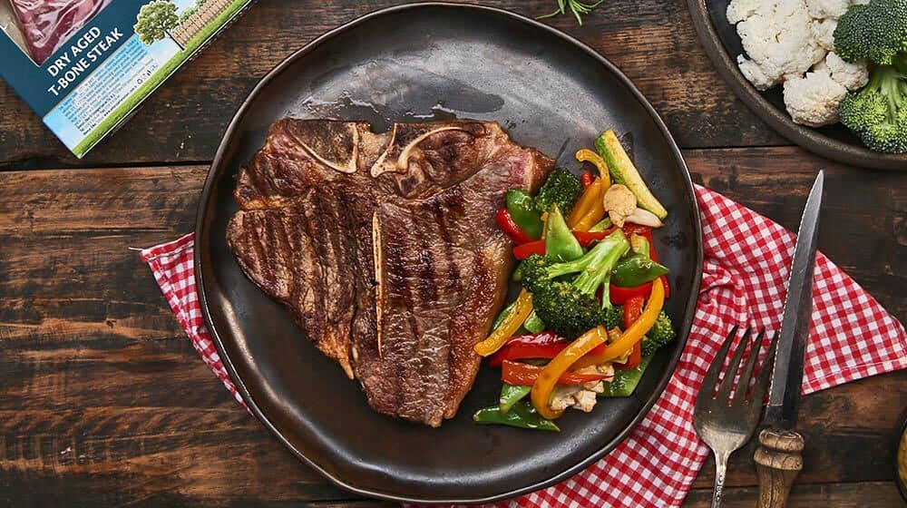 Karışık Sebze Soteli Izgara Dry Aged T-Bone Tarifi